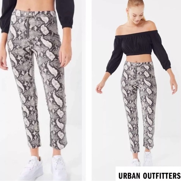 Urban Outfitters UO Maia Soft Faux Leather Snakeskin Pants, Size 2 - Picture 3 of 6